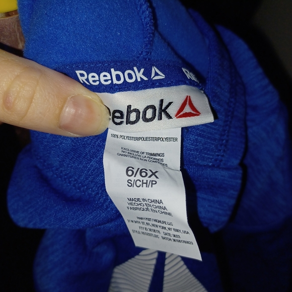 Girls Reebok suit - Picture 6 of 6